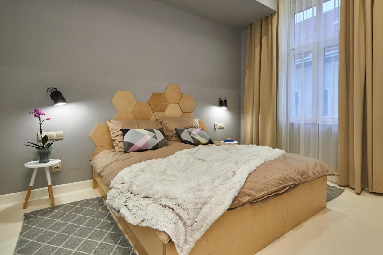 Orangehomes Unique Design 3 Bathrooms Flat Budapest Exteriör bild